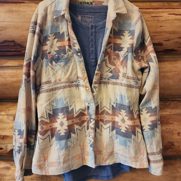 Outback Women's Aztec Patterned Shirt - Blue and Tan - Picture 1 of 7